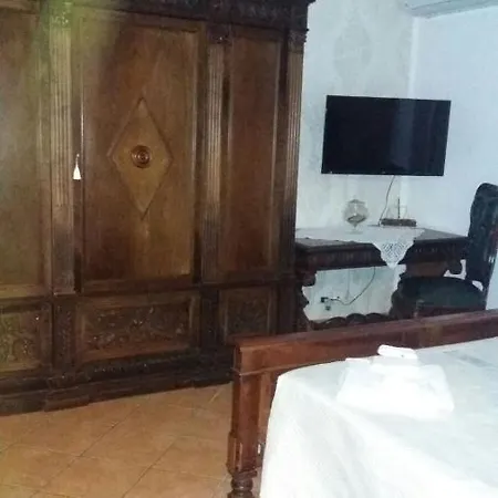 Bed & Breakfast Crisam 3*